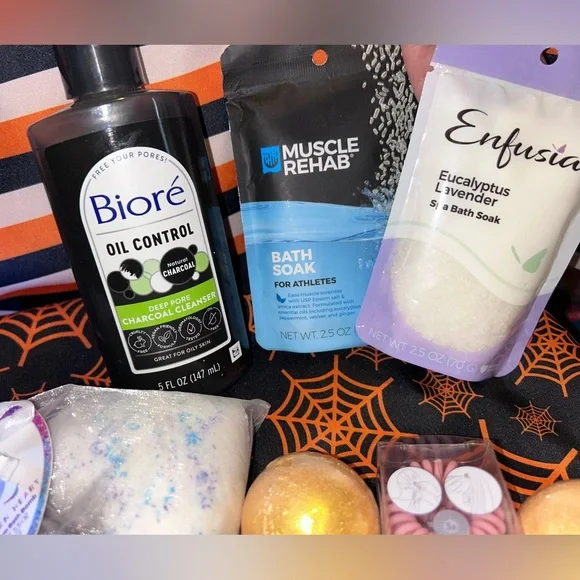 Skin Care Bundle 🧴🛁 All New With Tags - Picture 6 of 11